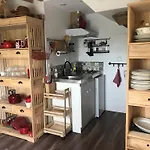 La Campagne A La Mer, Proche D'etretat * Angerville-la-Martel