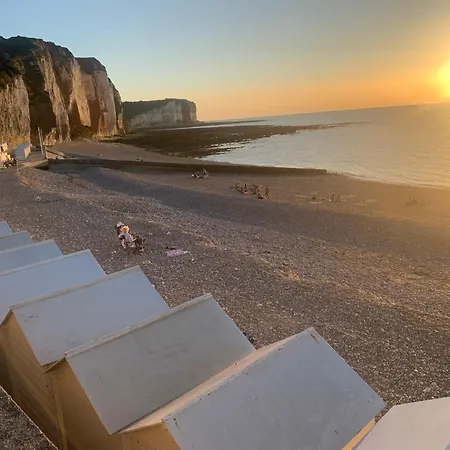 La Campagne A La Mer, Proche D'etretat